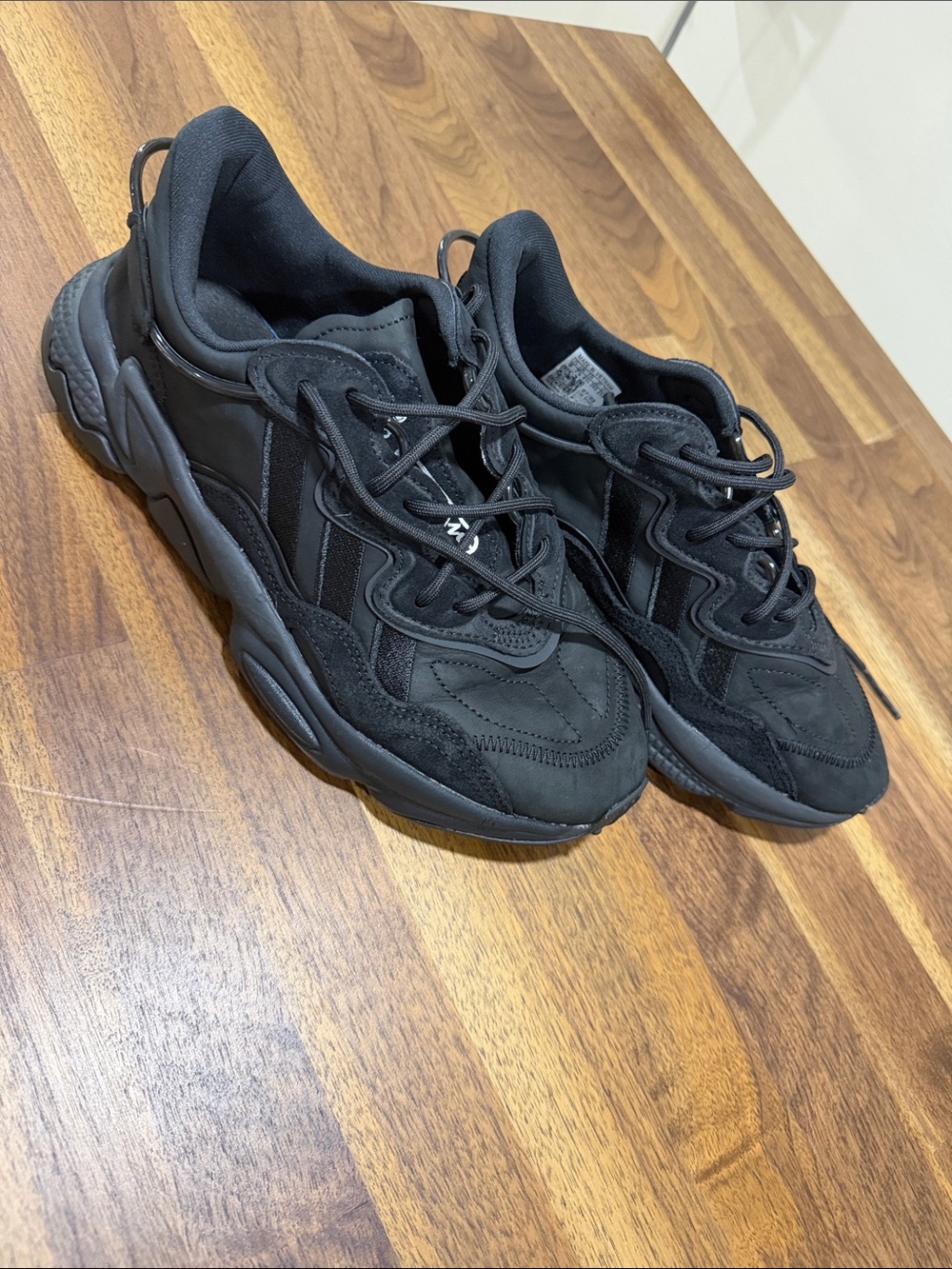adidas Women's Black ozweegos